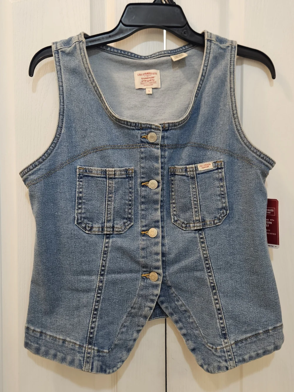 Levi Strauss Signature Women's Vintage Summer Vest, Size Small NWT